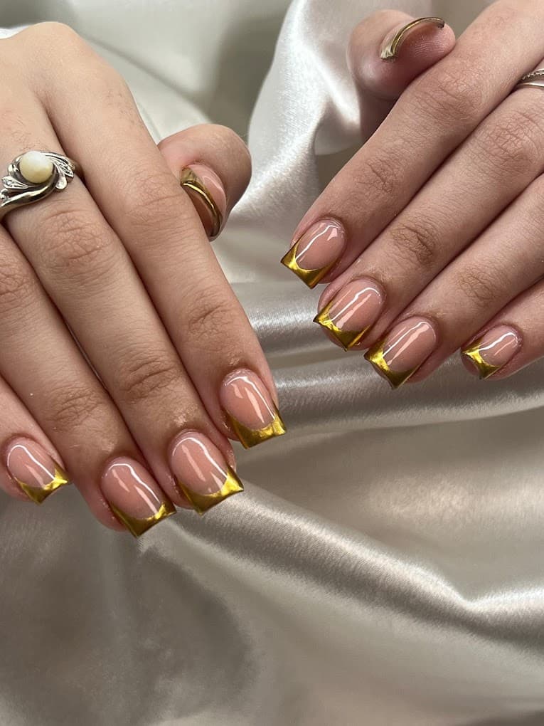 Gold chrome French tip
